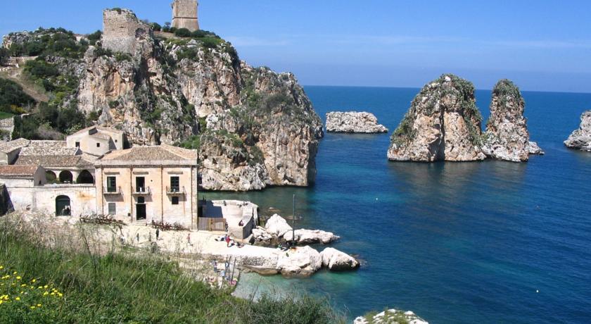 Casa Vacanze Marco Polo Vista Mare Trappeto  Rum bild